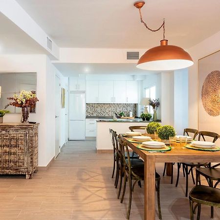 Genteel Home Plaza De Las Flores Malaga Ngoại thất bức ảnh