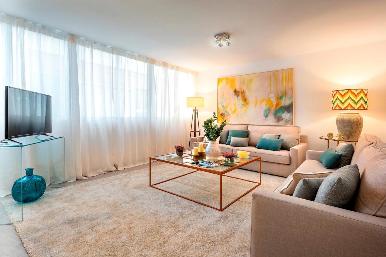 Genteel Home Plaza De Las Flores Malaga Ngoại thất bức ảnh