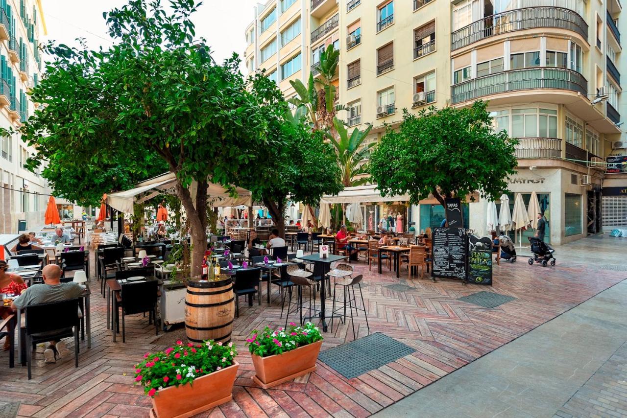 Genteel Home Plaza De Las Flores Malaga Ngoại thất bức ảnh
